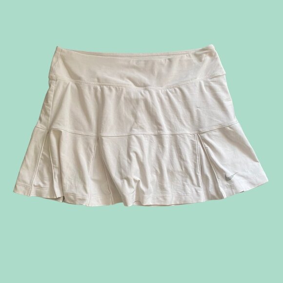 Nike Dri-FIT White Flare Tennis Skirt w/ Built-in Shorts – Size S - Picture 2 of 6